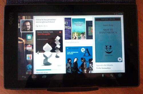 Libri digitali "a colori" sulla home page del Kobo Arc 7 HD